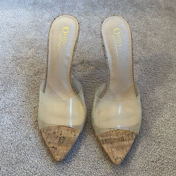 Shoes - Clear heels